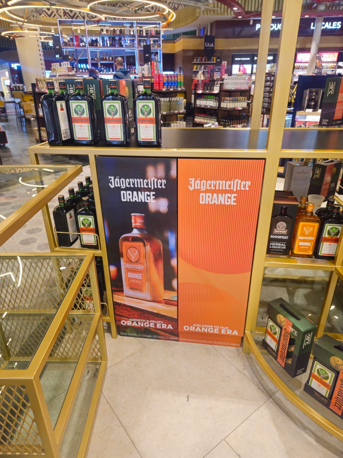 Detalle de producto en la activación Jägermeister documentada por LanFlor
